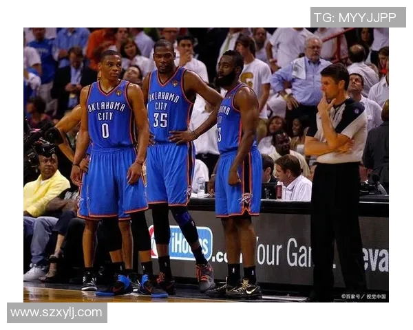 深圳篮球队比赛经验深度对比分析与启示探讨